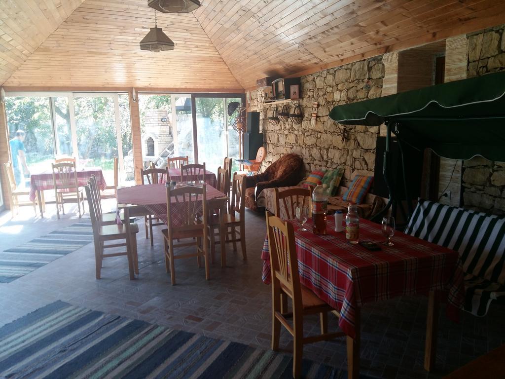 Guest House Friends Emen Экстерьер фото